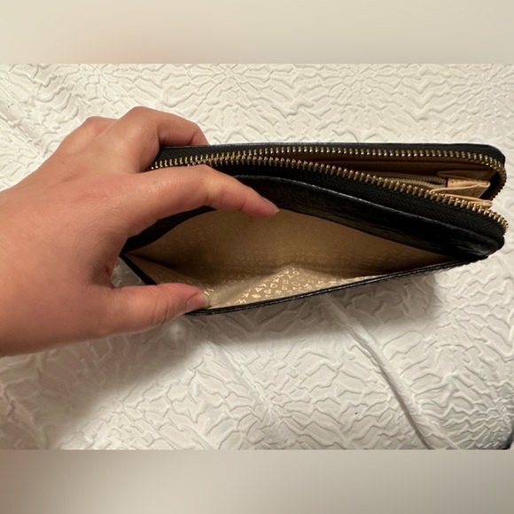 Kate Spade Black Wallet - Picture 6 of 7